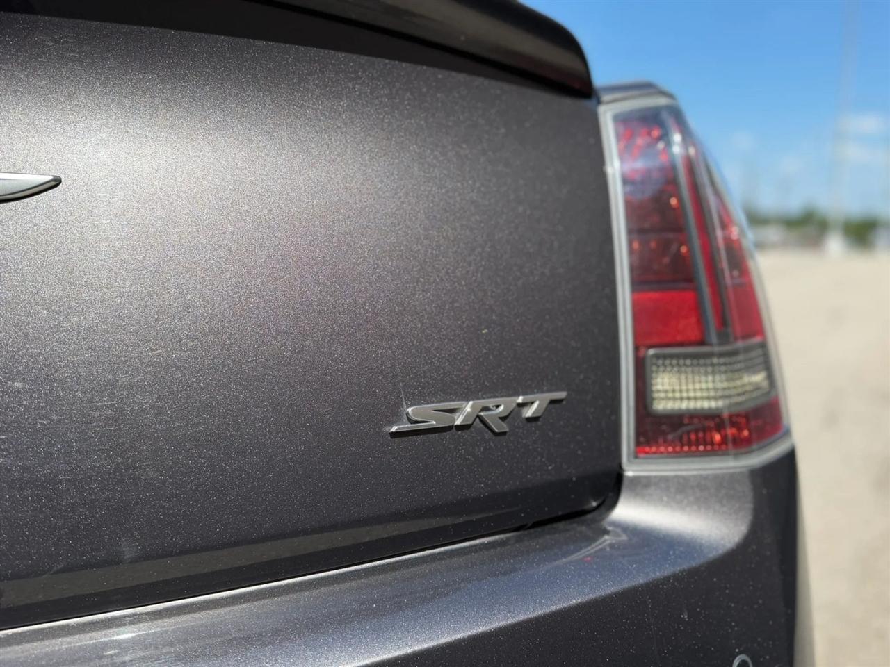 Chrysler 300 4dr Sdn SRT8 RWD 2014