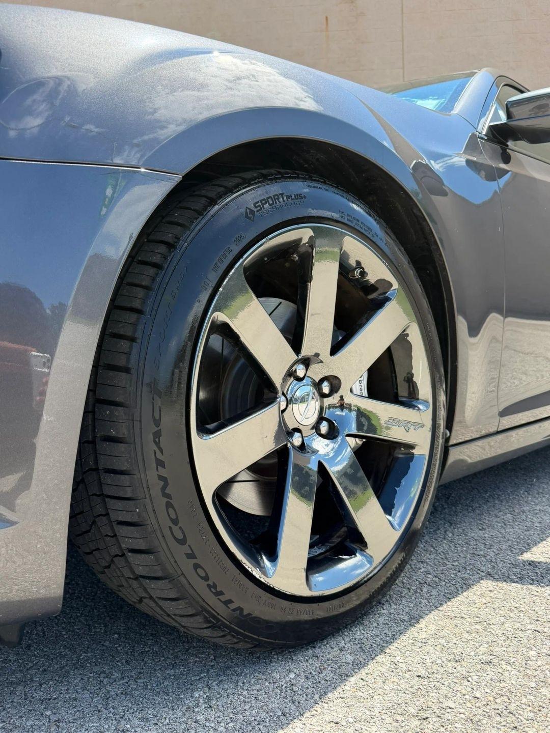 Chrysler 300 4dr Sdn SRT8 RWD 2014