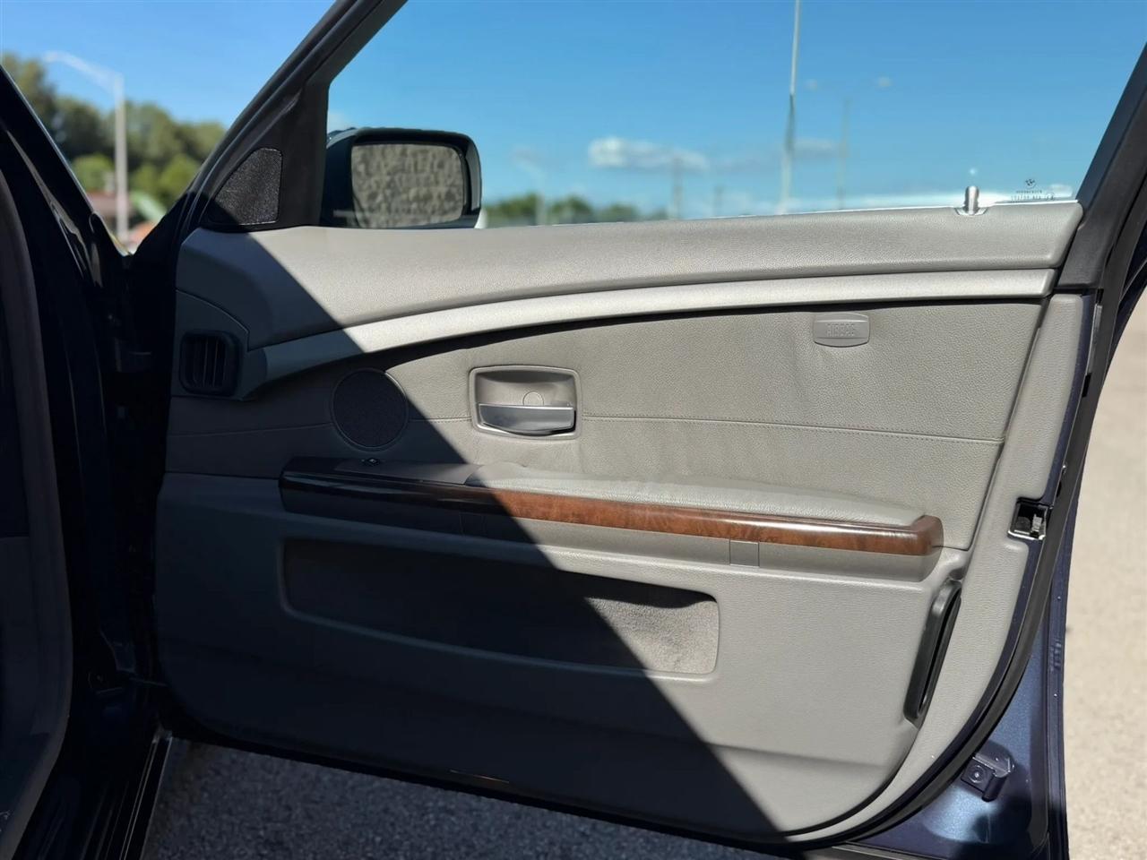 BMW 7 Series 745Li Sdn 2002