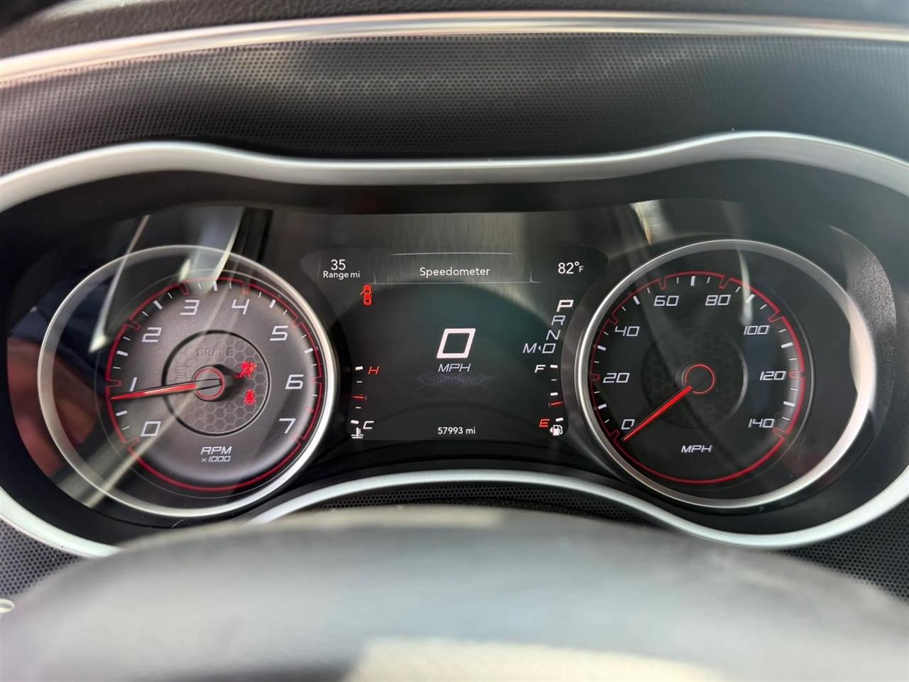 Dodge Charger 4dr Sdn SXT RWD 2015