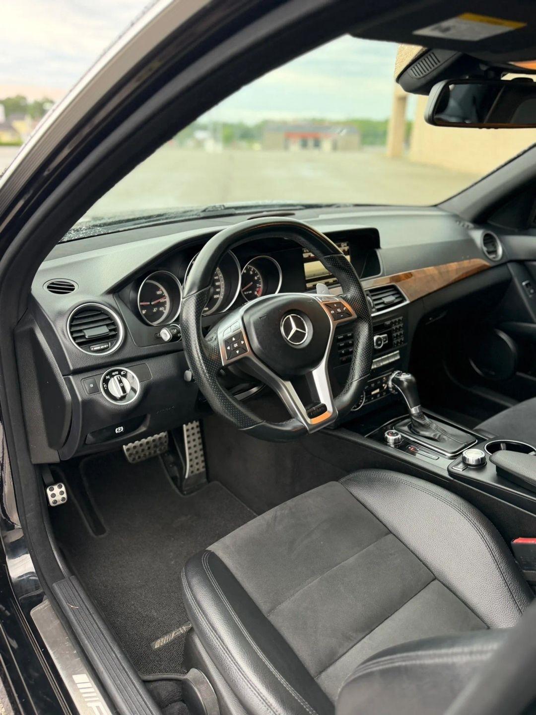 Mercedes-Benz C-Class 4dr Sdn C 63 AMG RWD 2014