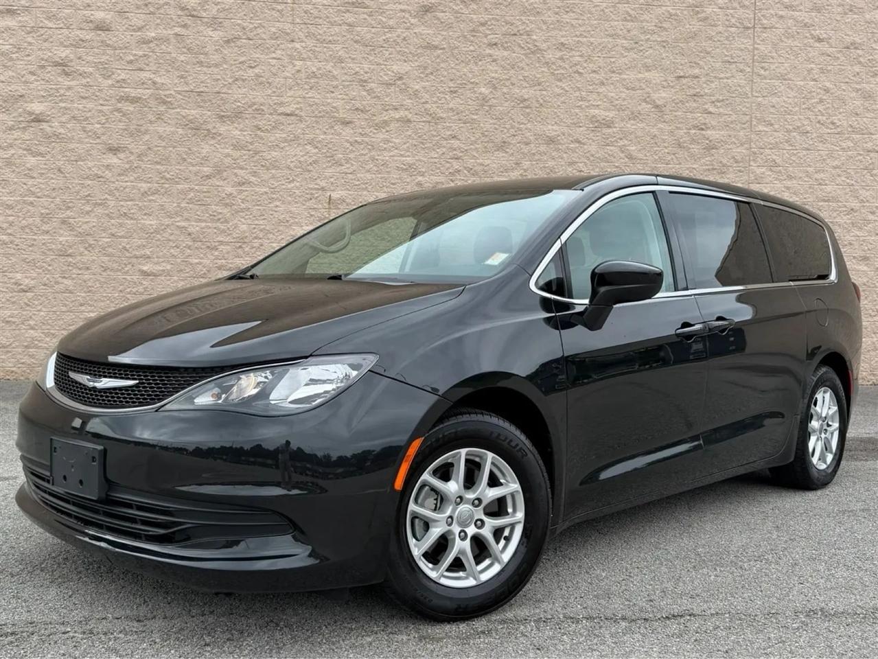 Chrysler Pacifica Touring FWD 2017