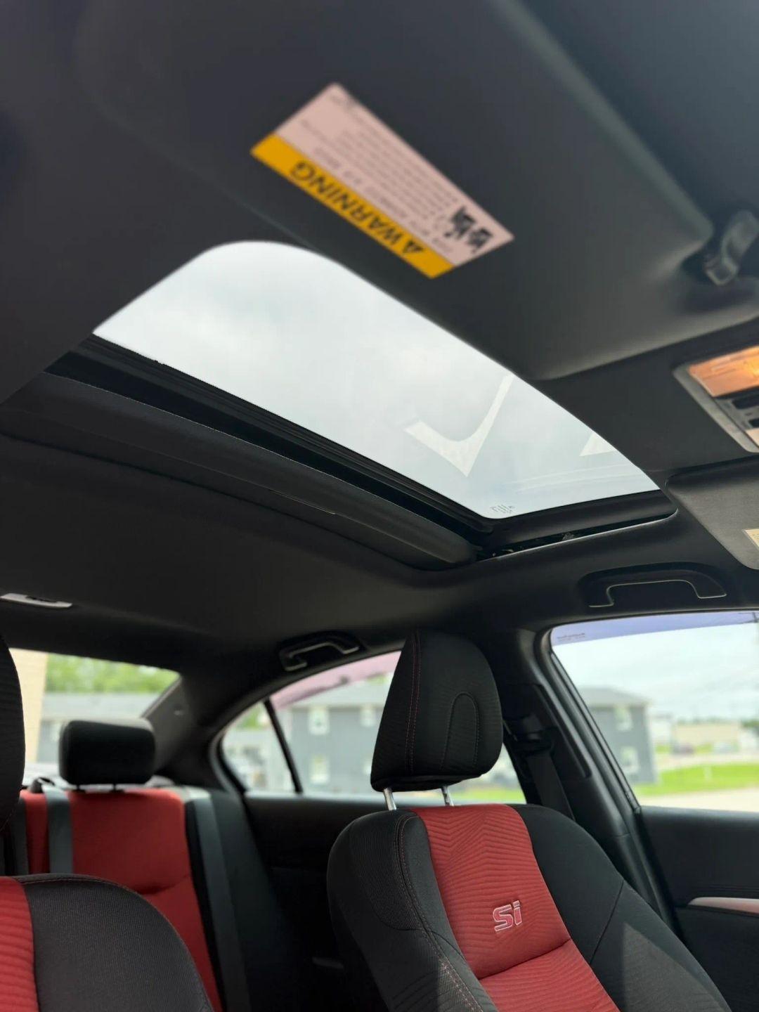 Honda Civic Sedan 4dr Man Si 2015
