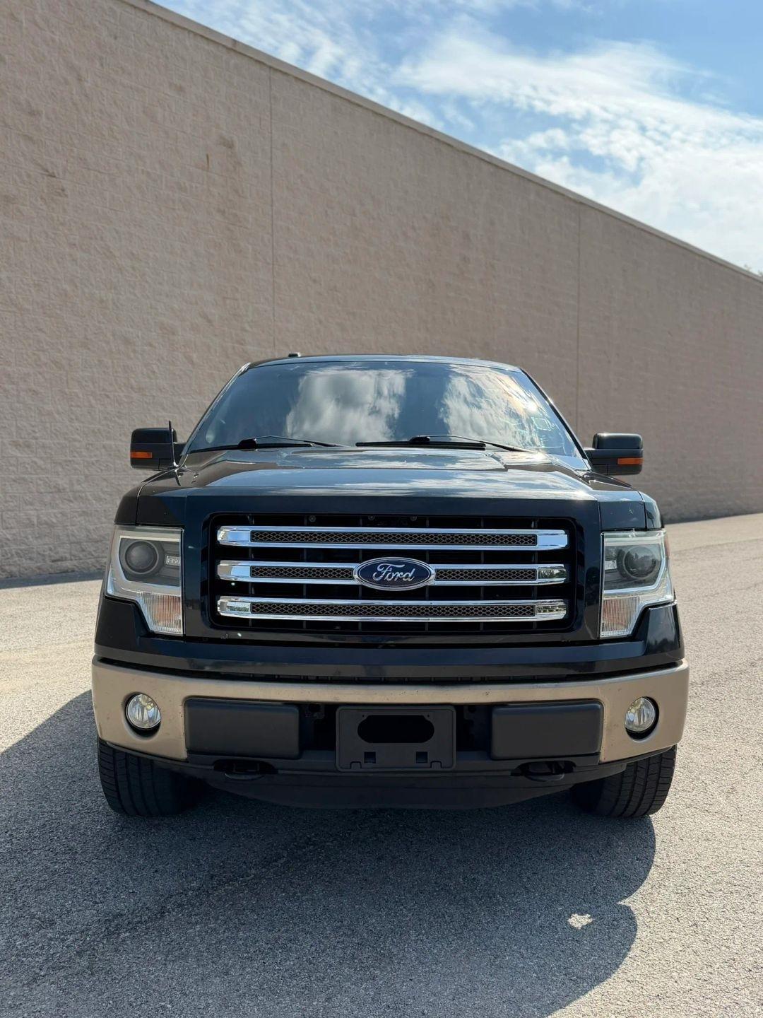 Ford F-150 4WD SuperCrew 145" Platinum 2014