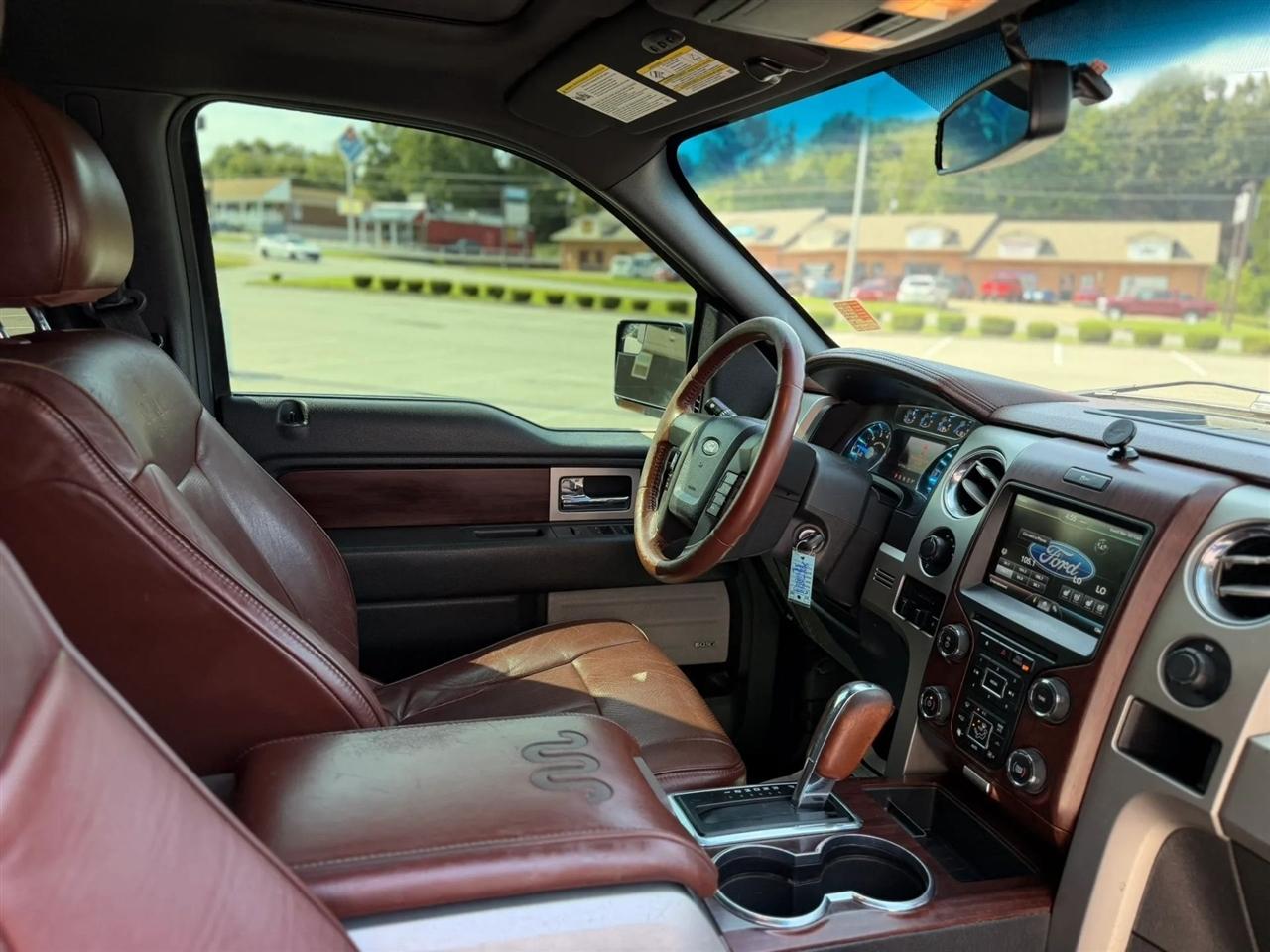 Ford F-150 4WD SuperCrew 145" Platinum 2014