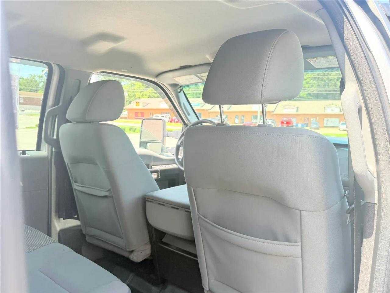 Ford Super Duty F-250 SRW 4WD Crew Cab 156" King Ranch 2011