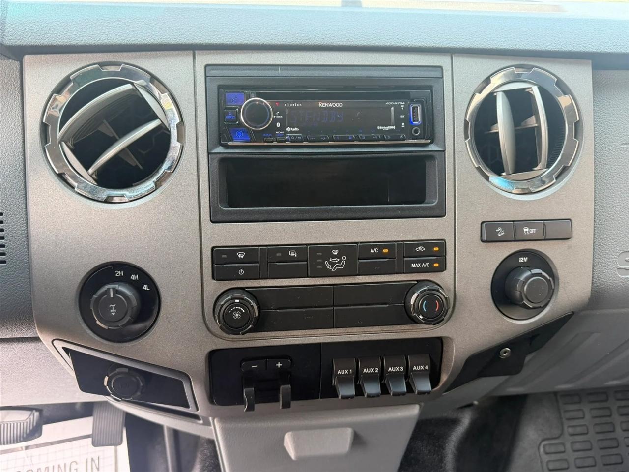 Ford Super Duty F-250 SRW 4WD Crew Cab 156" King Ranch 2011