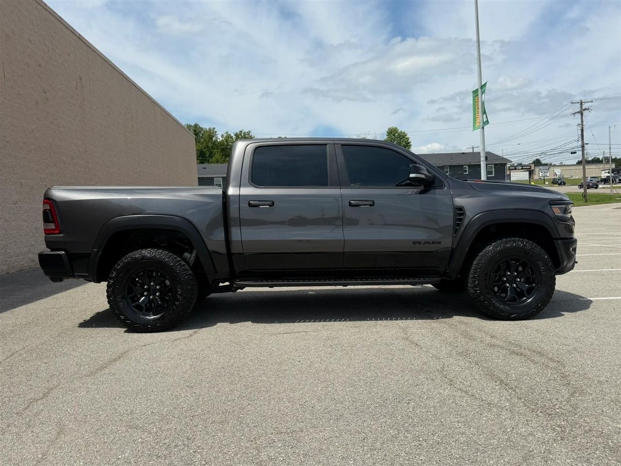 RAM 1500 TRX 4x4 Crew Cab 5'7" Box 2021