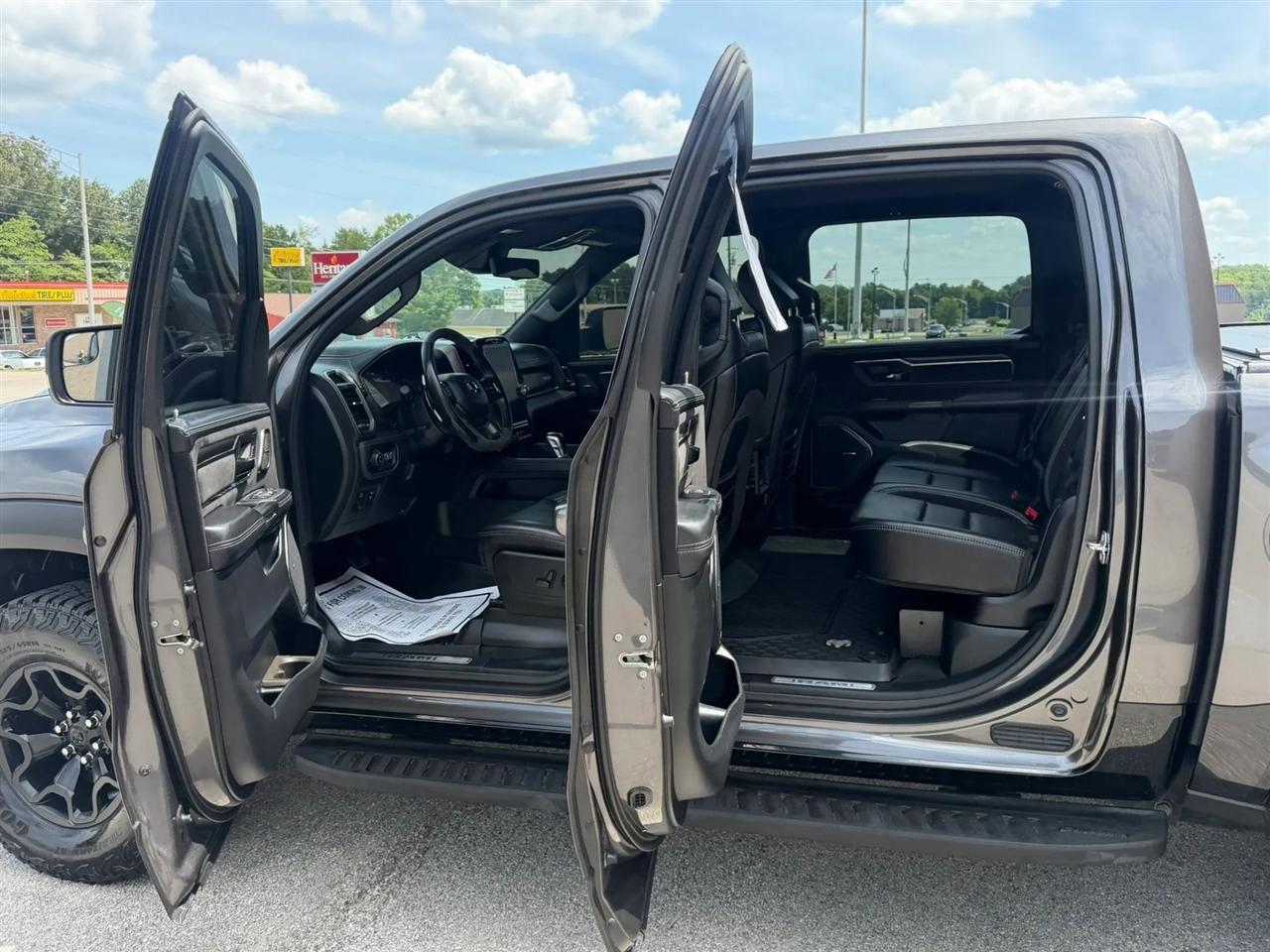 RAM 1500 TRX 4x4 Crew Cab 5'7" Box 2021