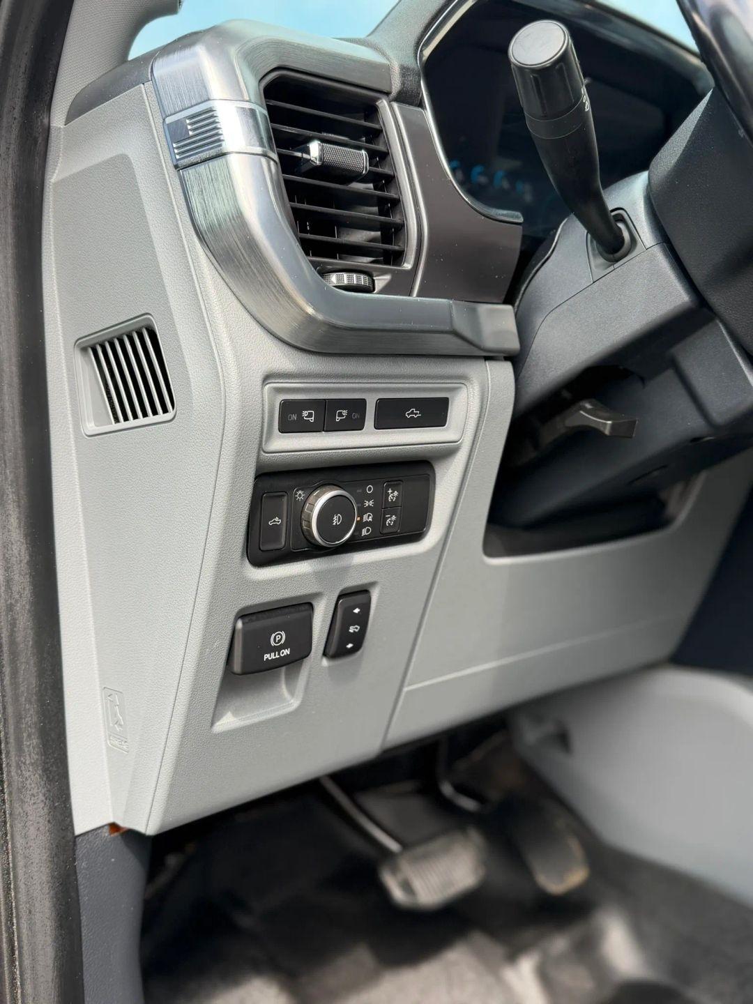Ford F-150 Lariat 4WD SuperCrew 5.5' Box 2021