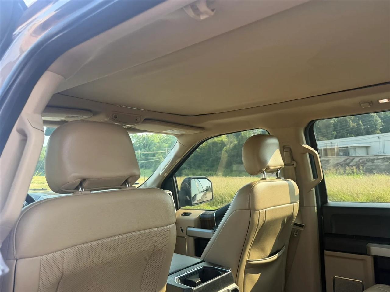 Ford F-150 4WD SuperCrew 145" Lariat 2016