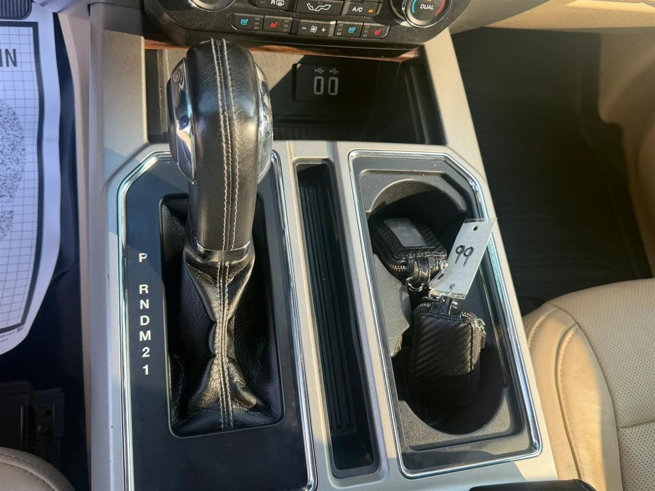 Ford F-150 4WD SuperCrew 145" Lariat 2016