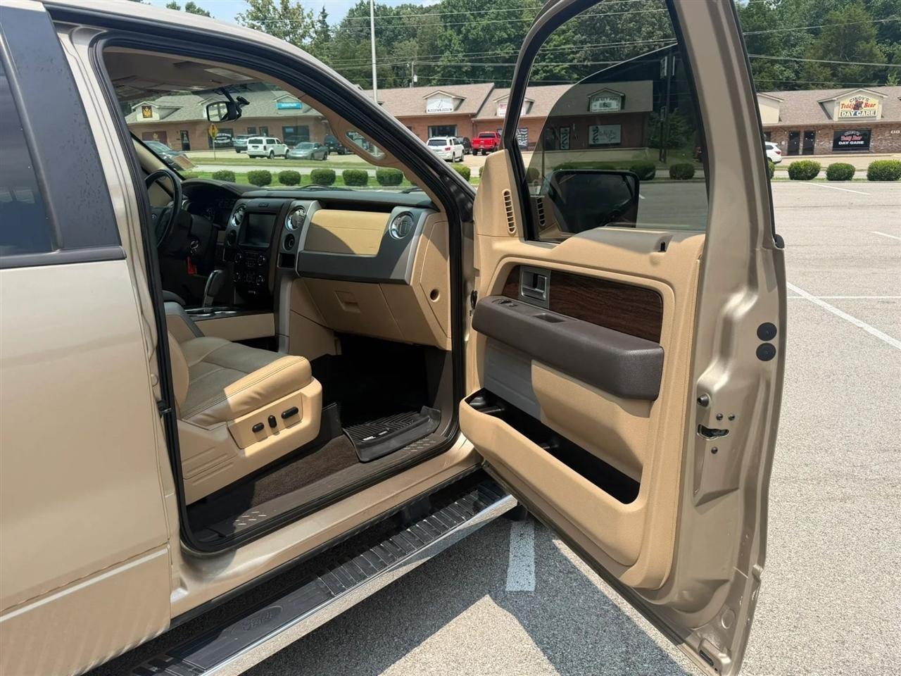 Ford F-150 4WD SuperCrew 145" King Ranch 2013