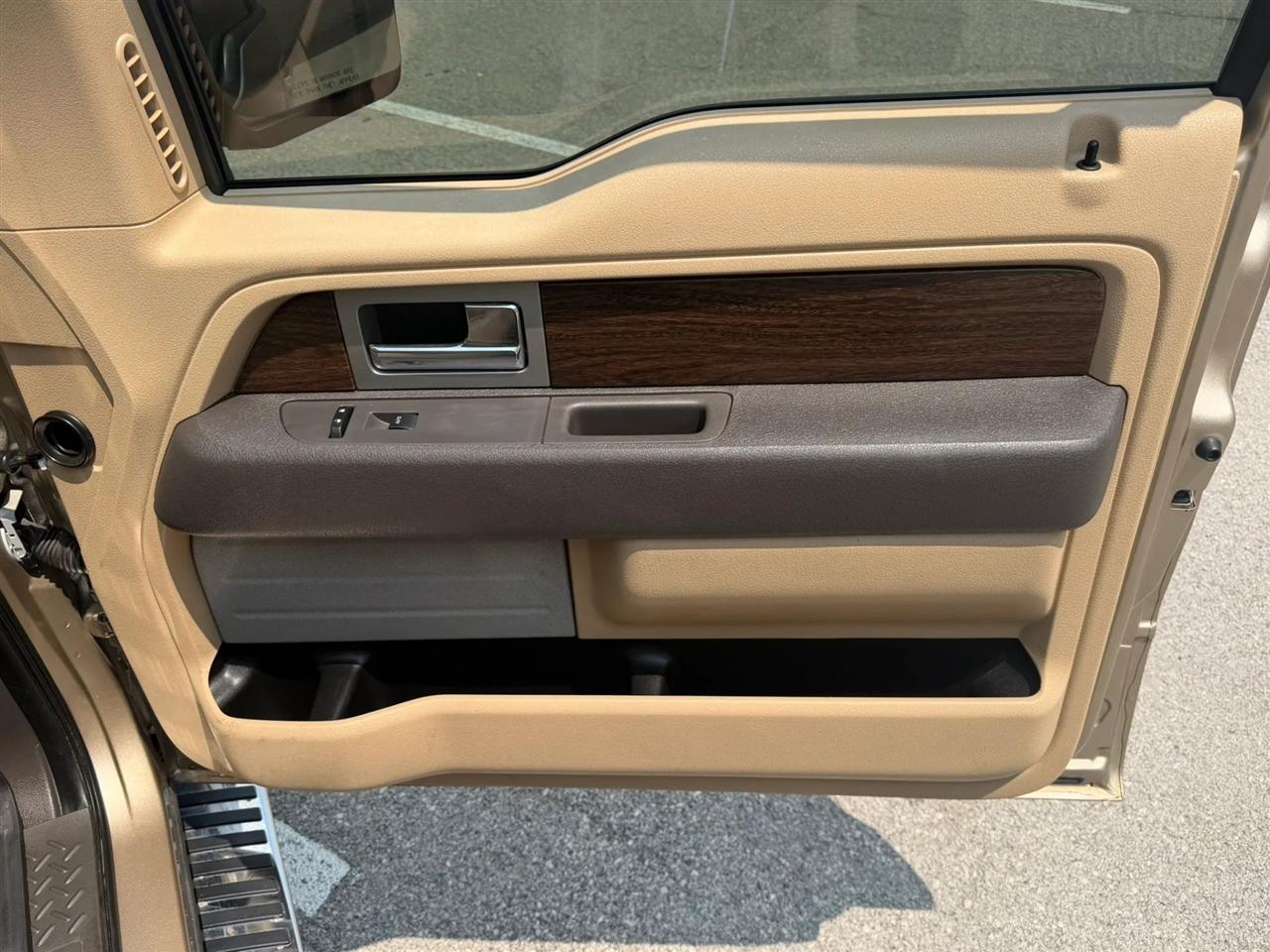 Ford F-150 4WD SuperCrew 145" King Ranch 2013