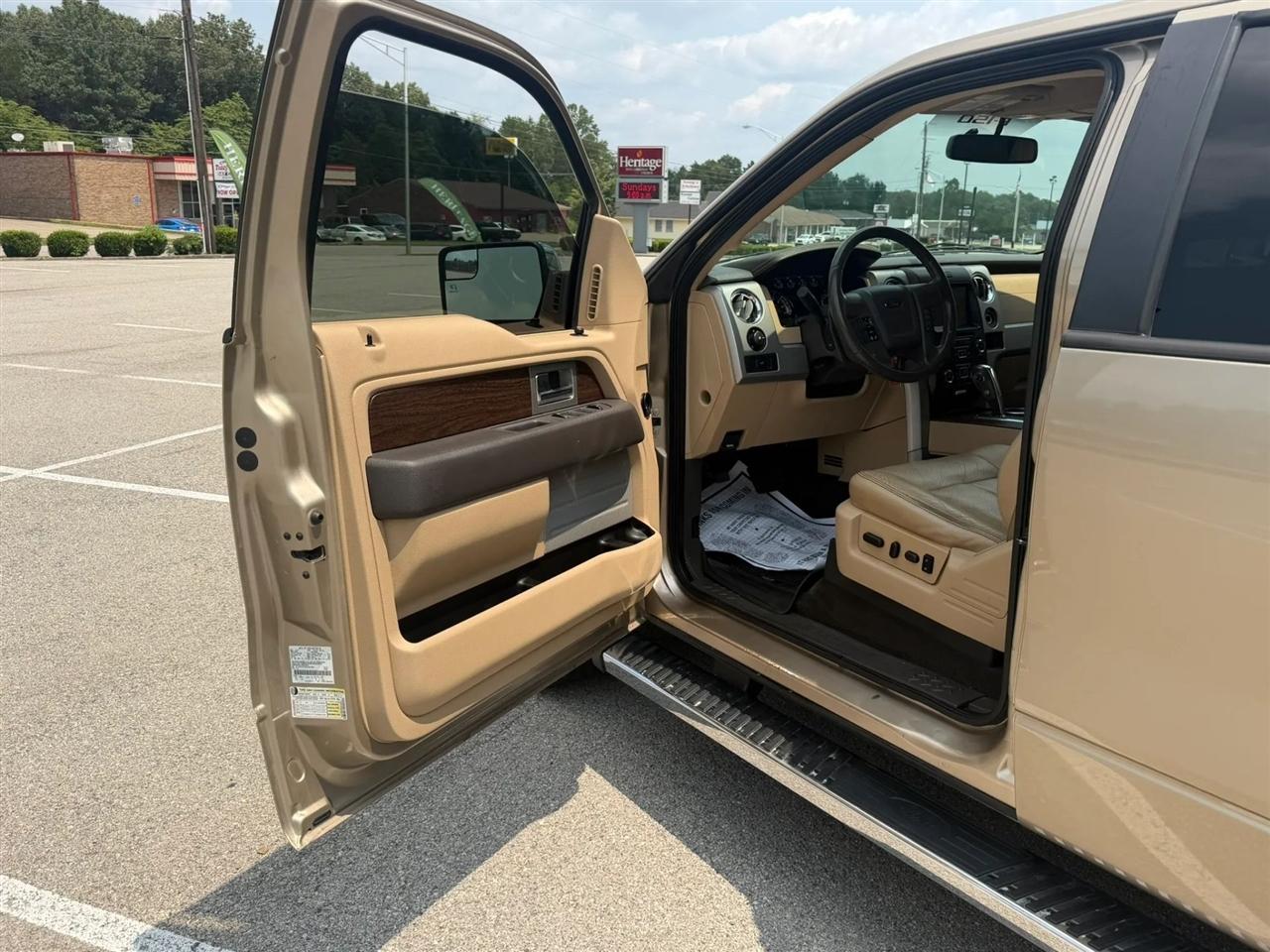 Ford F-150 4WD SuperCrew 145" King Ranch 2013