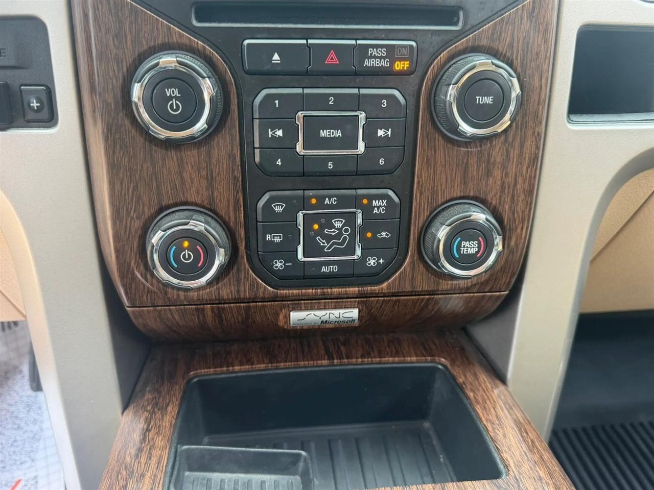 Ford F-150 4WD SuperCrew 145" King Ranch 2013