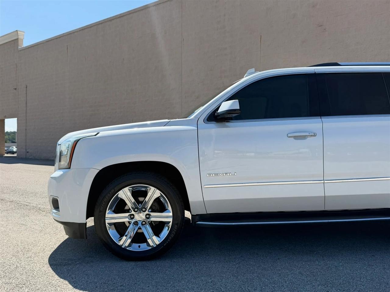 GMC Yukon 4WD 4dr Denali 2016
