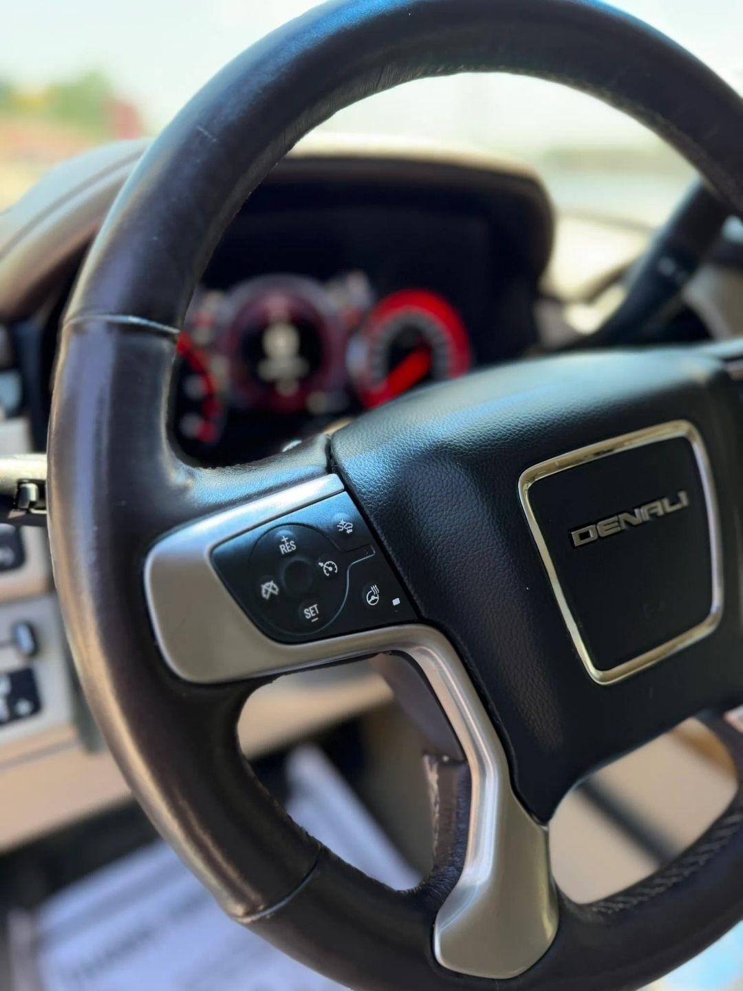 GMC Yukon 4WD 4dr Denali 2016