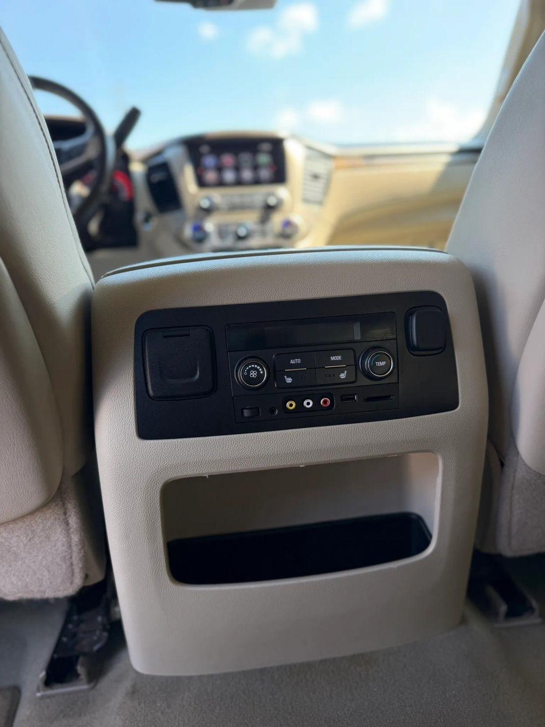 GMC Yukon 4WD 4dr Denali 2016