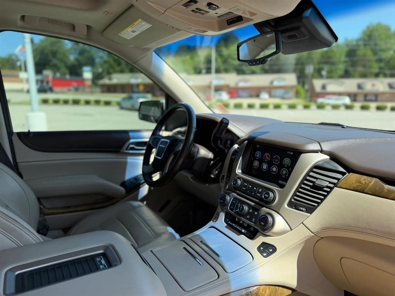 GMC Yukon 4WD 4dr Denali 2016