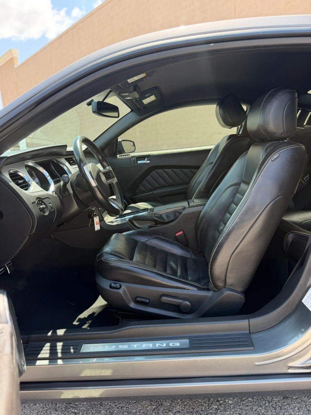 Ford Mustang 2dr Cpe GT 2013