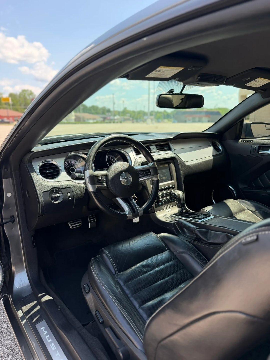 Ford Mustang 2dr Cpe GT 2013