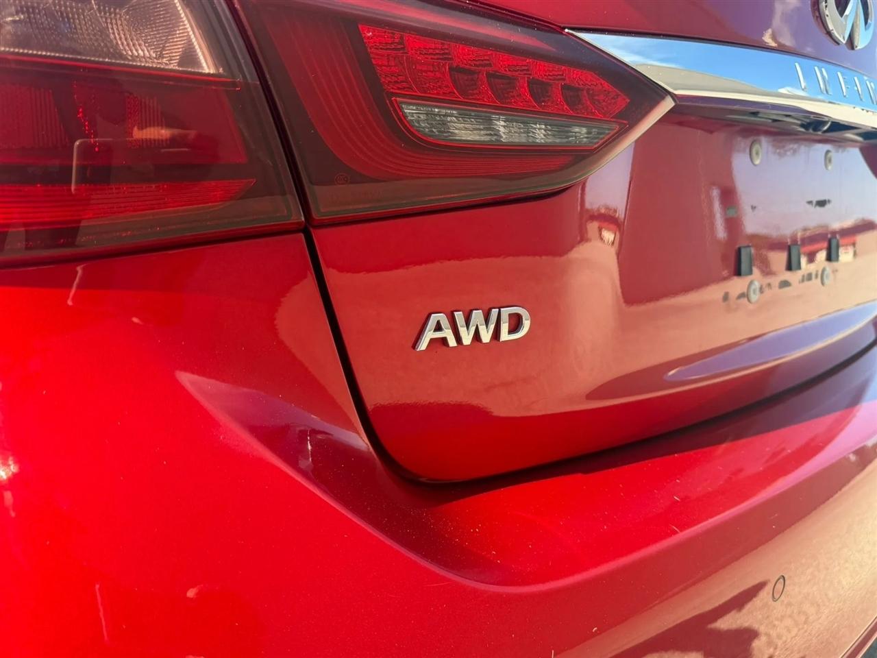 Infiniti Q50 Red Sport 400 AWD 2018