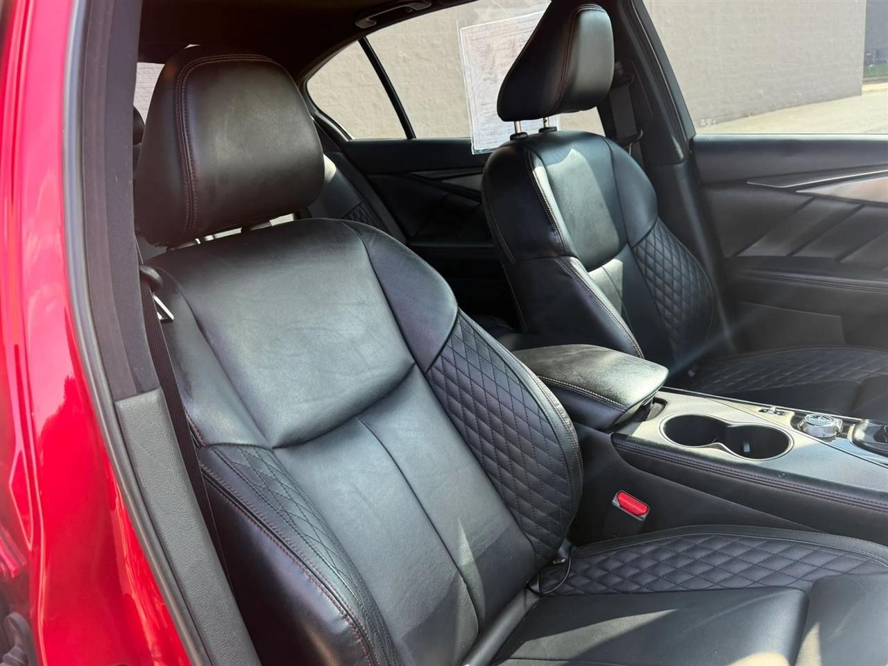 Infiniti Q50 Red Sport 400 AWD 2018