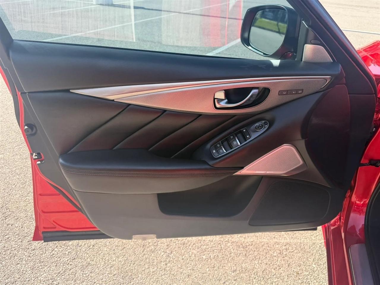 Infiniti Q50 Red Sport 400 AWD 2018