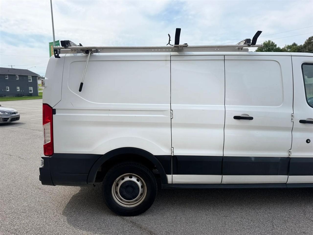 Ford Transit Van T-150 130" Low Rf 8600 GVWR Swing-Out RH Dr 2019