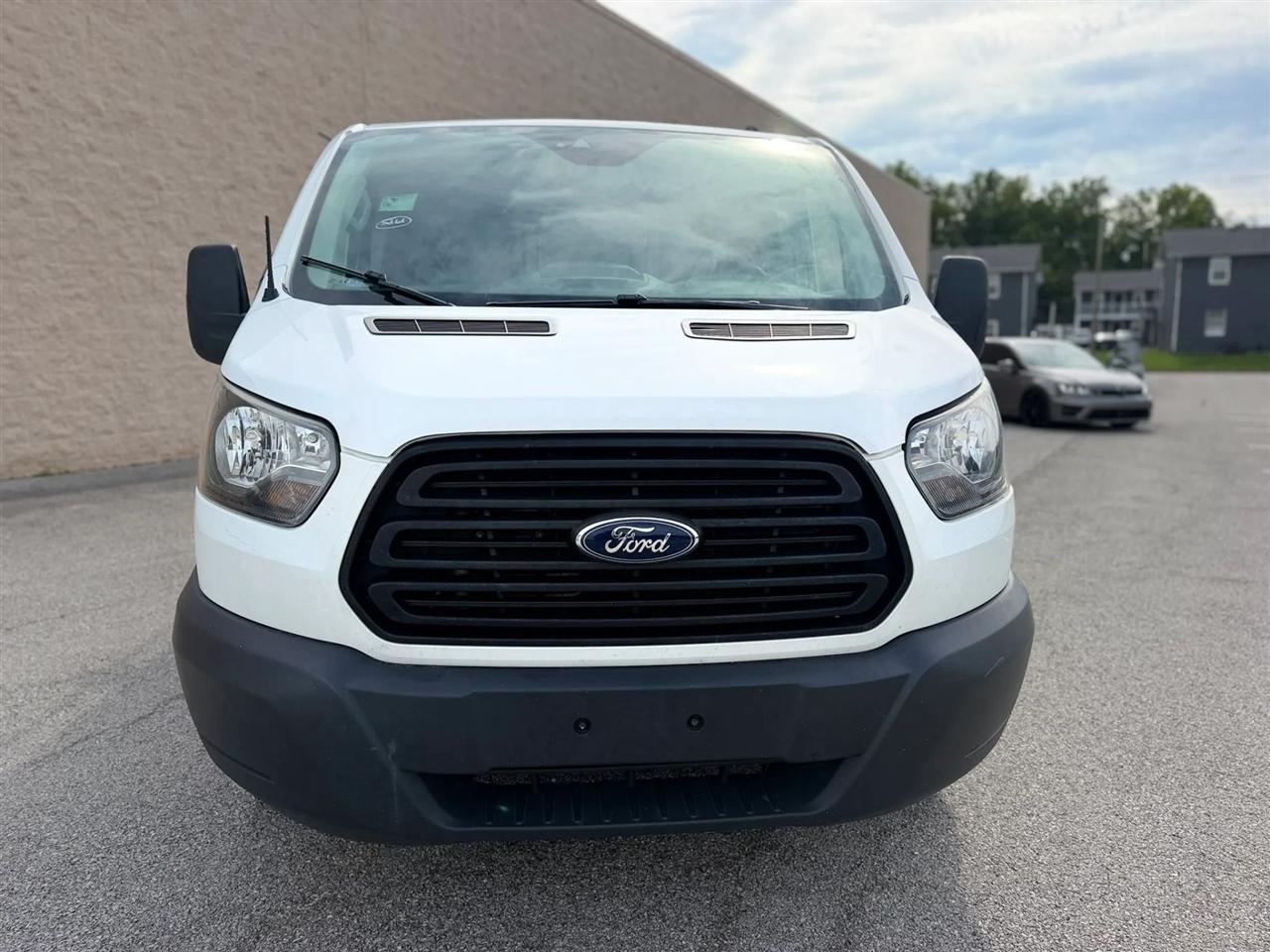 Ford Transit Van T-150 130" Low Rf 8600 GVWR Swing-Out RH Dr 2019