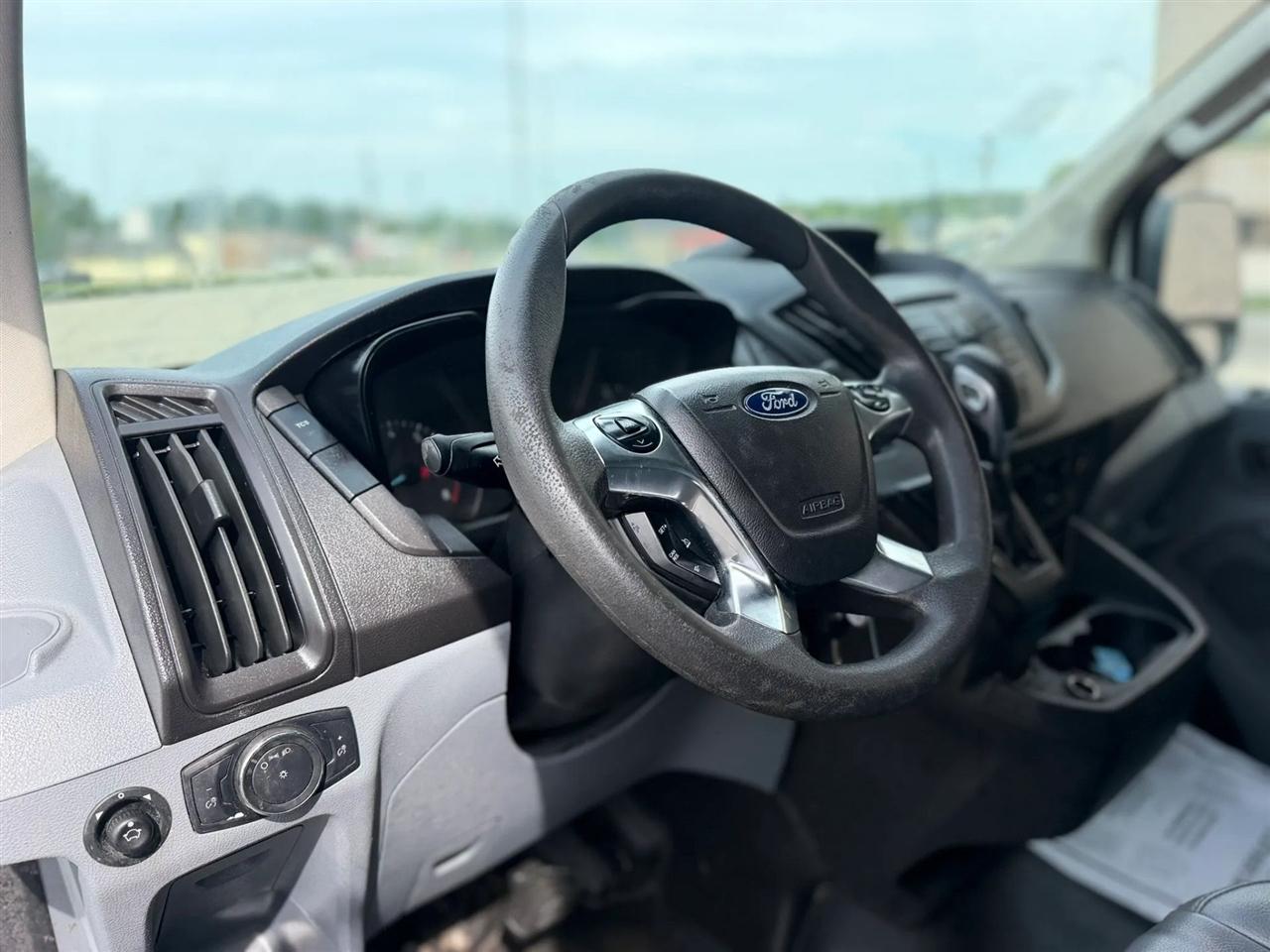 Ford Transit Van T-150 130" Low Rf 8600 GVWR Swing-Out RH Dr 2019