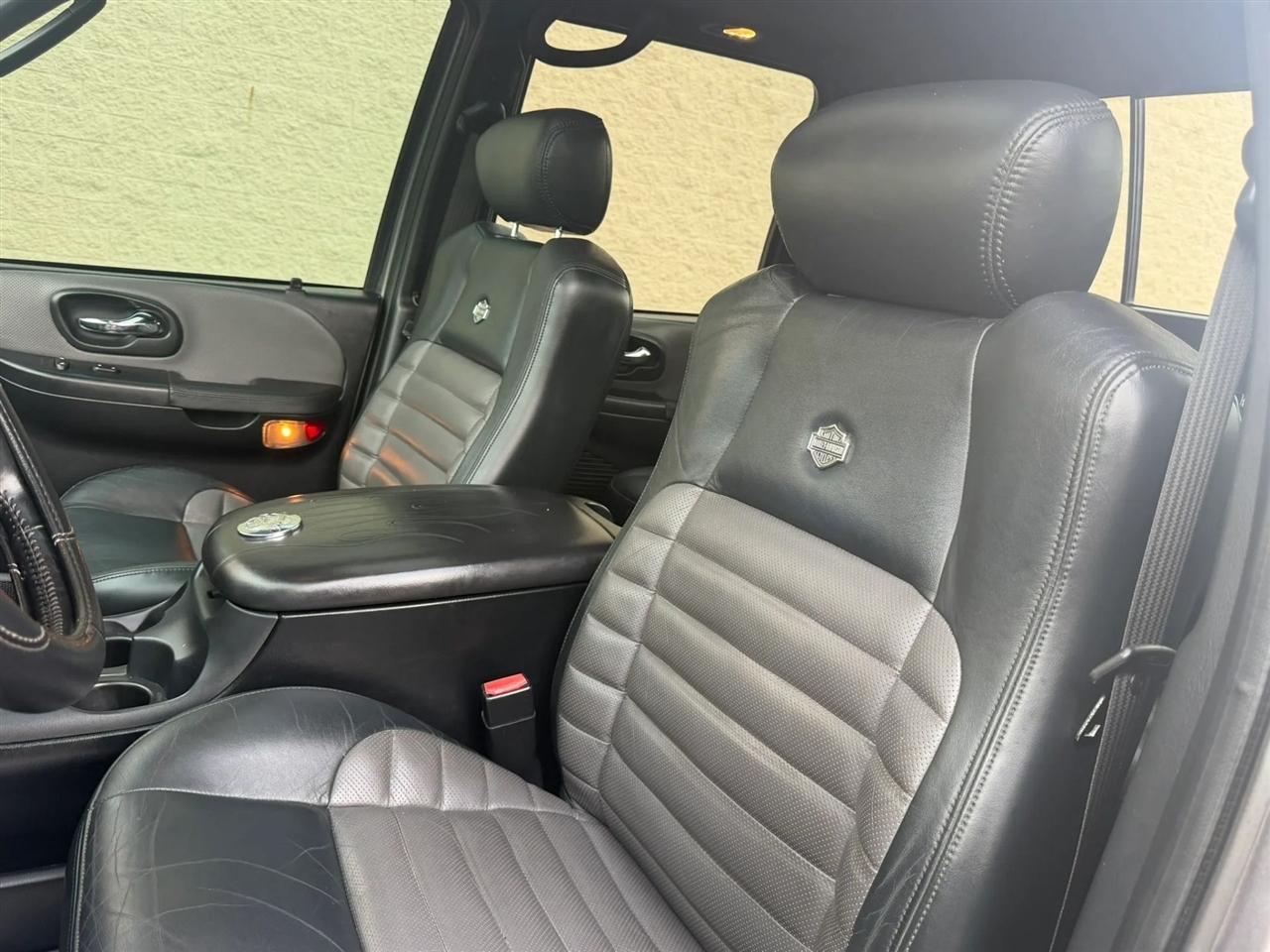 Ford F-150 SuperCrew 139" Harley Davidson 2002