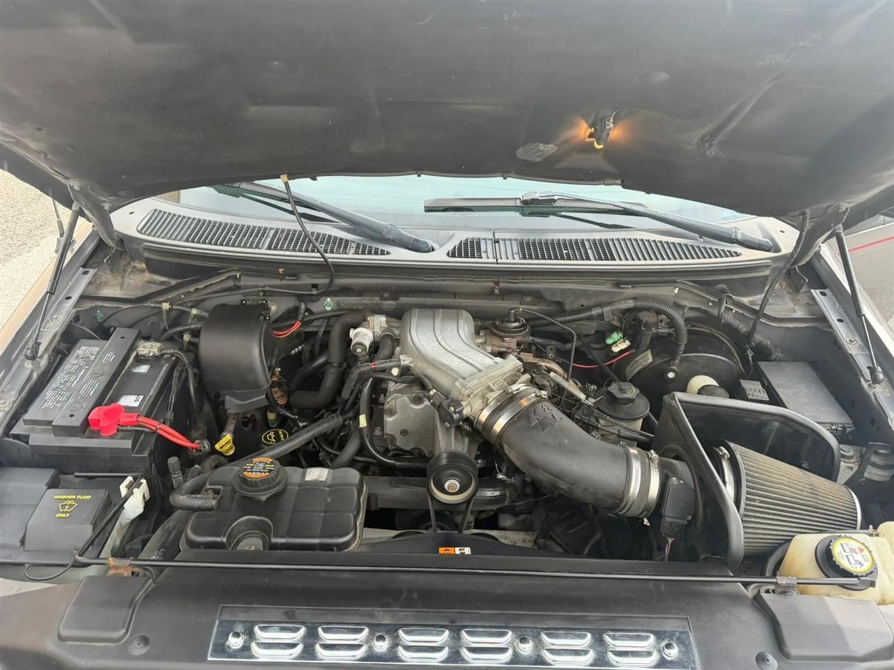 Ford F-150 SuperCrew 139" Harley Davidson 2002