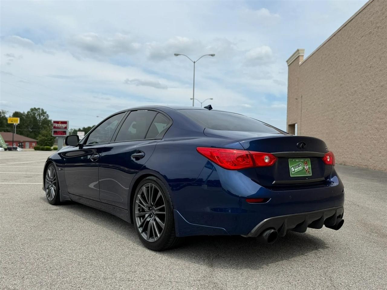 Infiniti Q50 RED SPORT 400 RWD 2017