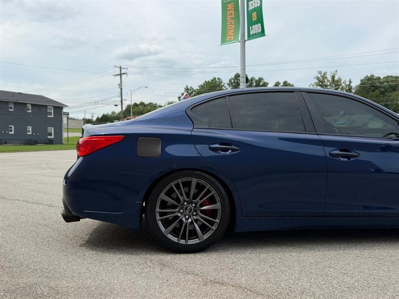 Infiniti Q50 RED SPORT 400 RWD 2017