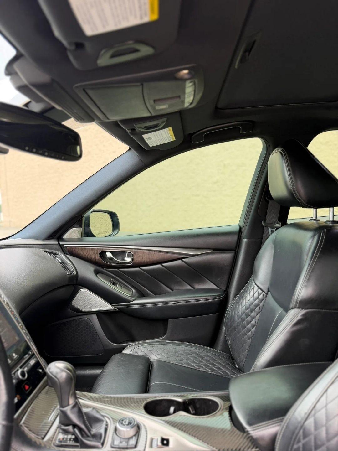 Infiniti Q50 RED SPORT 400 RWD 2017