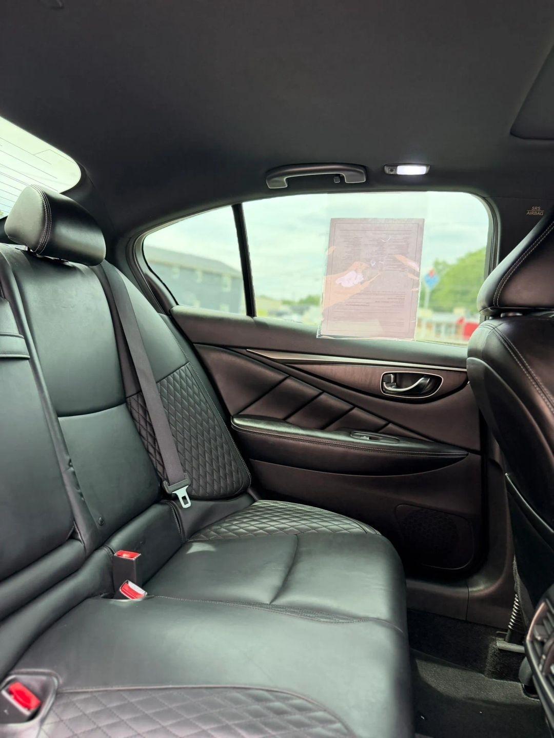 Infiniti Q50 RED SPORT 400 RWD 2017