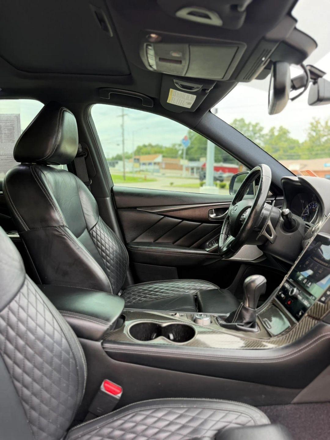 Infiniti Q50 RED SPORT 400 RWD 2017