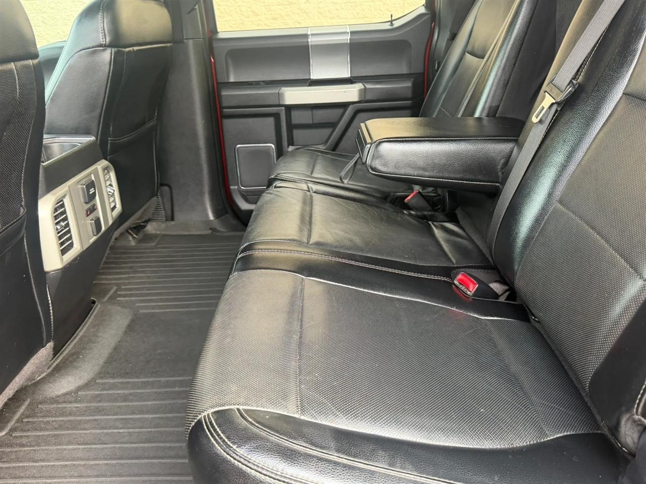 Ford F-150 4WD SuperCrew 145" King Ranch 2015