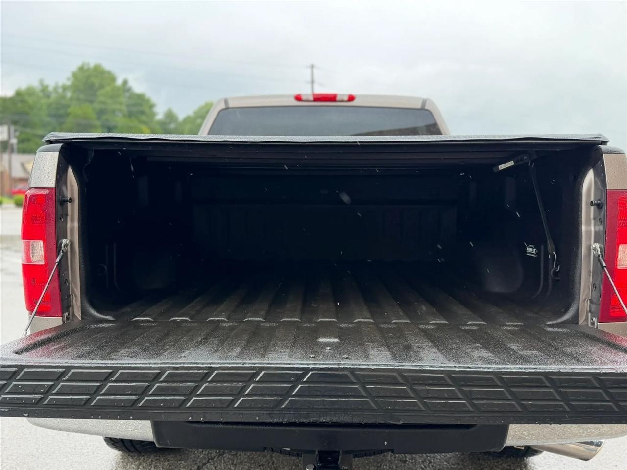 Chevrolet Silverado 1500 4WD Crew Cab 143.5" LTZ 2012