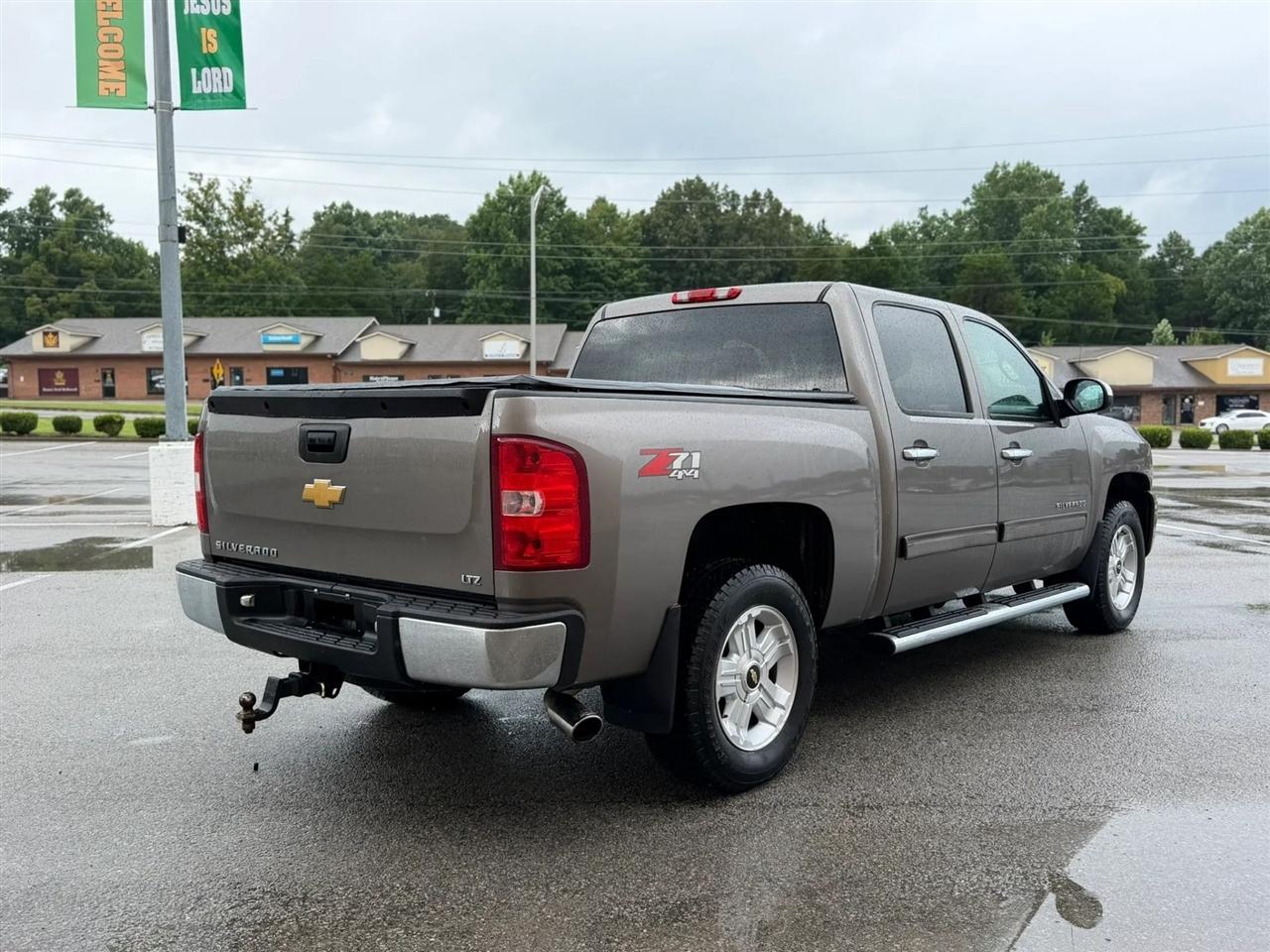 Chevrolet Silverado 1500 4WD Crew Cab 143.5" LTZ 2012