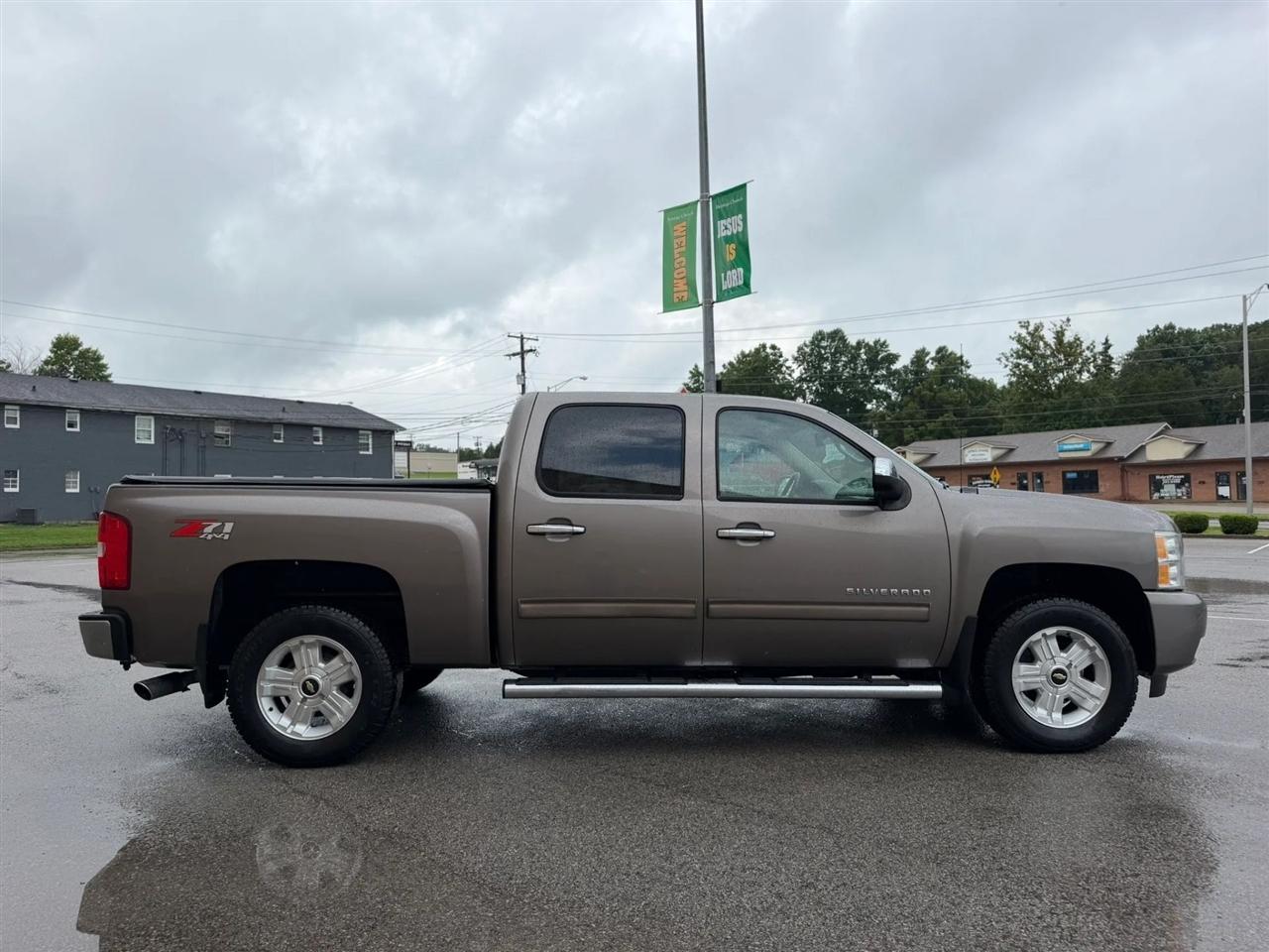 Chevrolet Silverado 1500 4WD Crew Cab 143.5" LTZ 2012