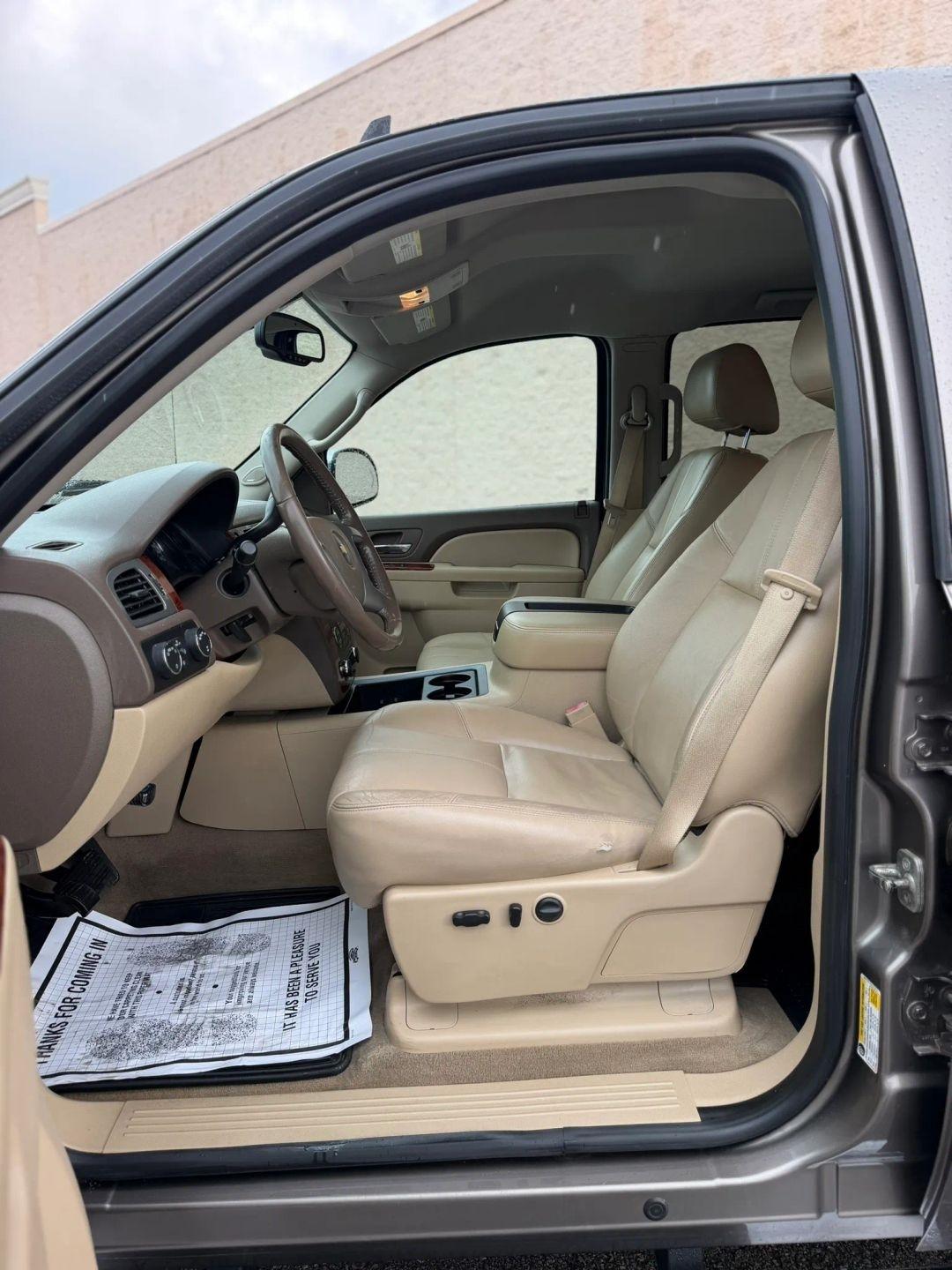 Chevrolet Silverado 1500 4WD Crew Cab 143.5" LTZ 2012