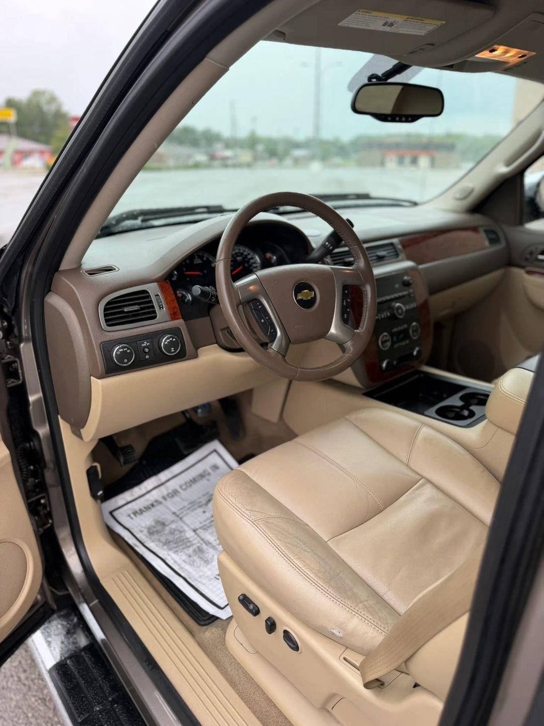 Chevrolet Silverado 1500 4WD Crew Cab 143.5" LTZ 2012