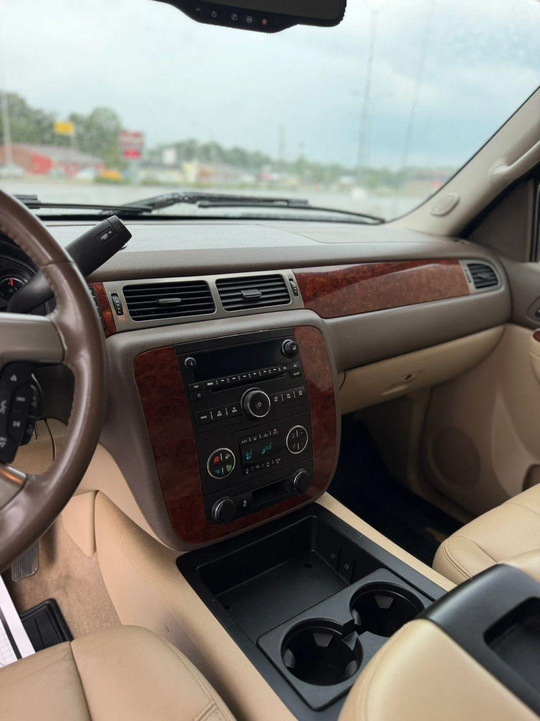Chevrolet Silverado 1500 4WD Crew Cab 143.5" LTZ 2012