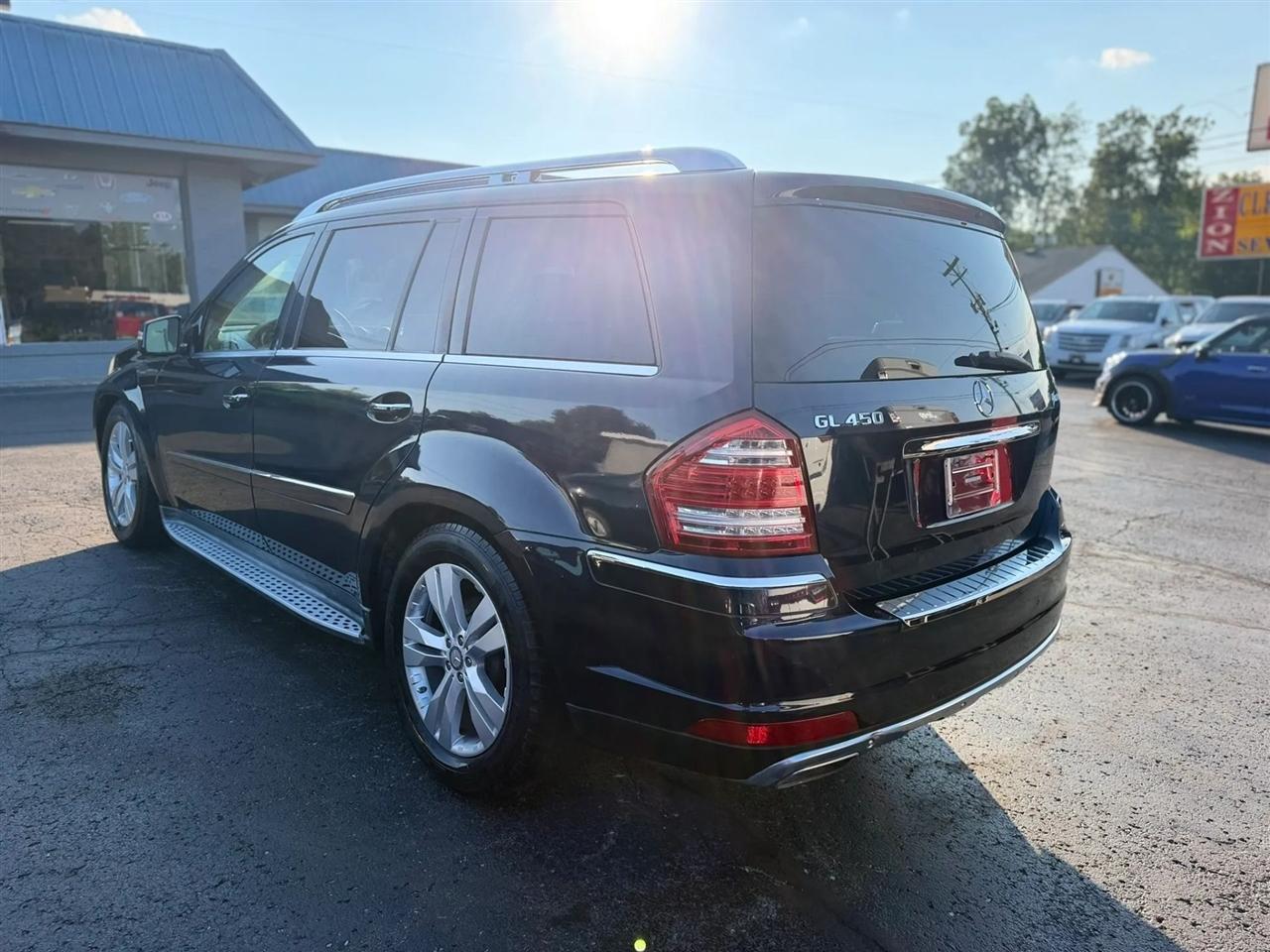 Mercedes-Benz GL-Class 4MATIC 4dr GL 450 2012