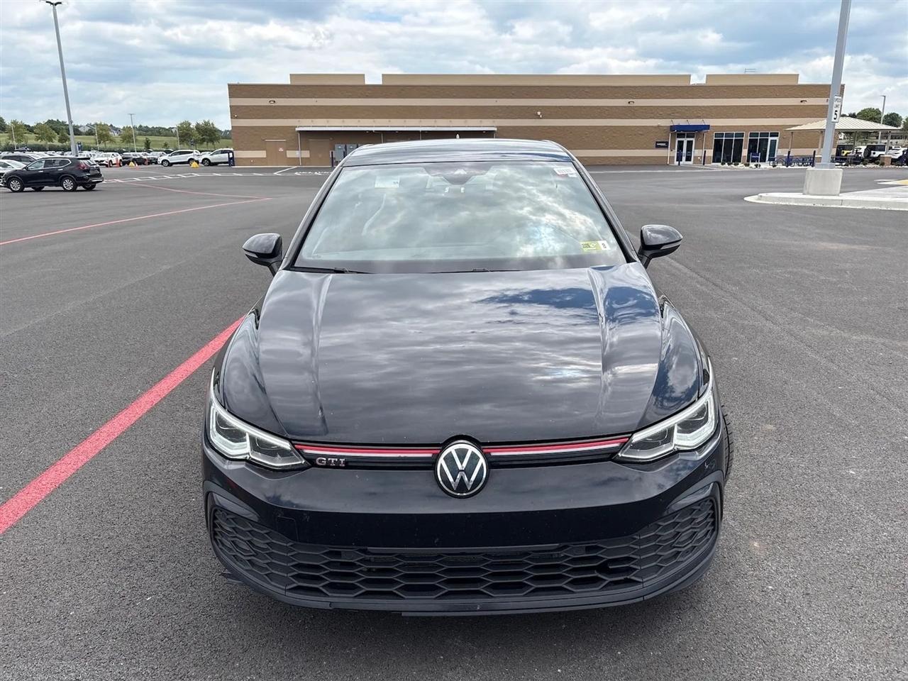 Volkswagen Golf GTI 2.0T SE Manual 2022