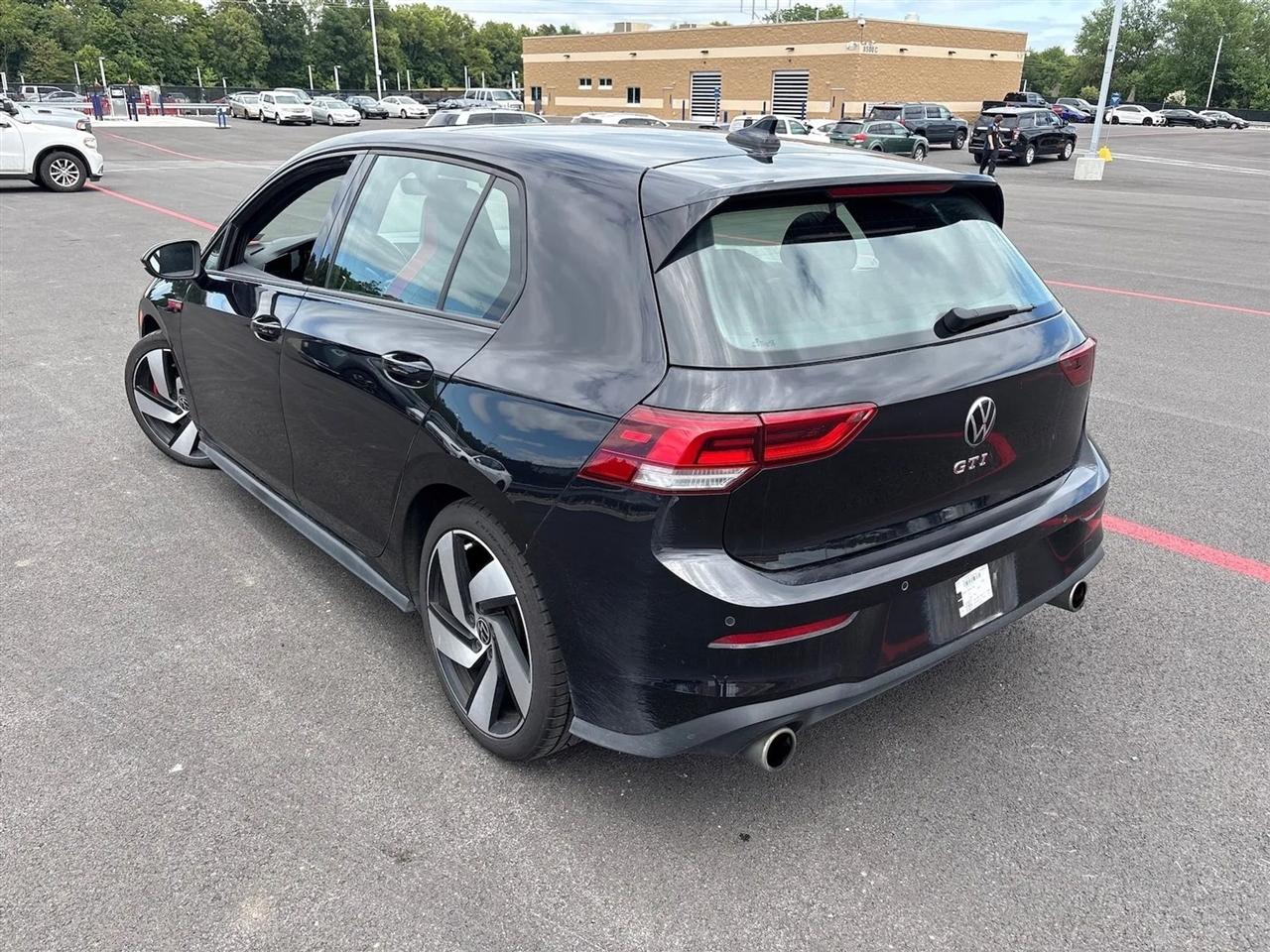 Volkswagen Golf GTI 2.0T SE Manual 2022