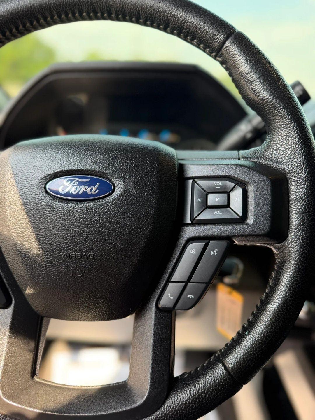 Ford F-150 4WD SuperCrew 145" King Ranch 2015